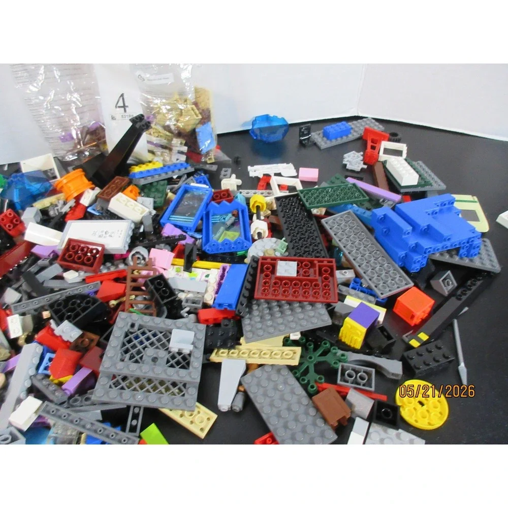 LEGO Bulk 2.5# Lot Mixed Building Bricks Plates Specialty Pieces Assorted Colors - Picture 3 of 3